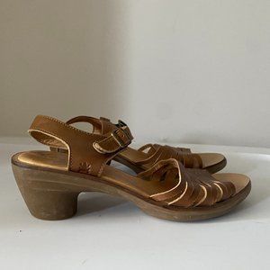 El Naturalista Vaquetila Aqua Carmel N5352, Size 37